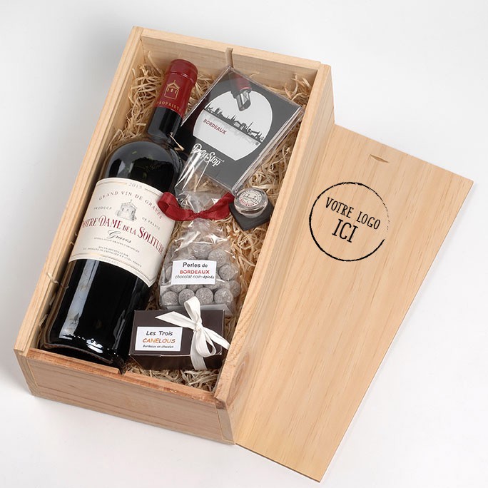 Offrir un cadeau autour du vin en coffret cadeau pour découvrir la  dégustation du vin à Bordeaux en Gironde - Secrets de vignes et de chais à  Bordeaux